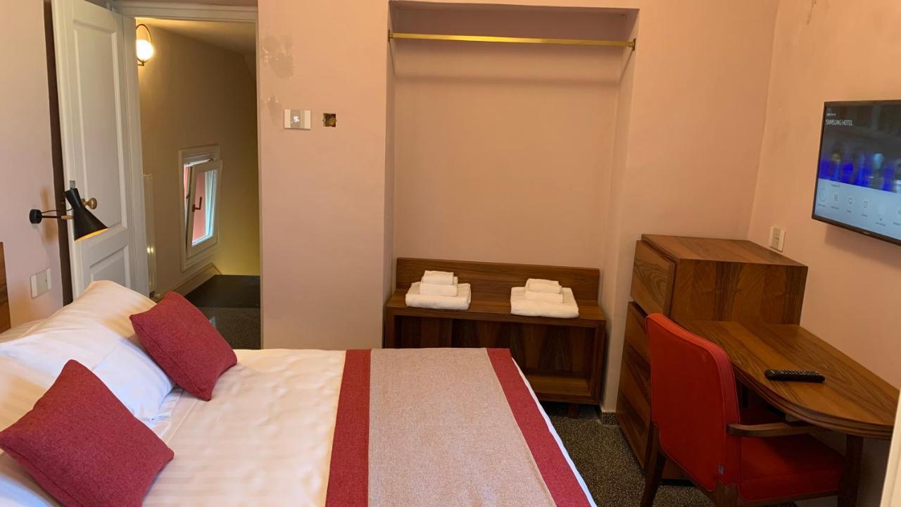 Bed and Breakfast Dimora Del Leone Gaeta Zewnętrze zdjęcie