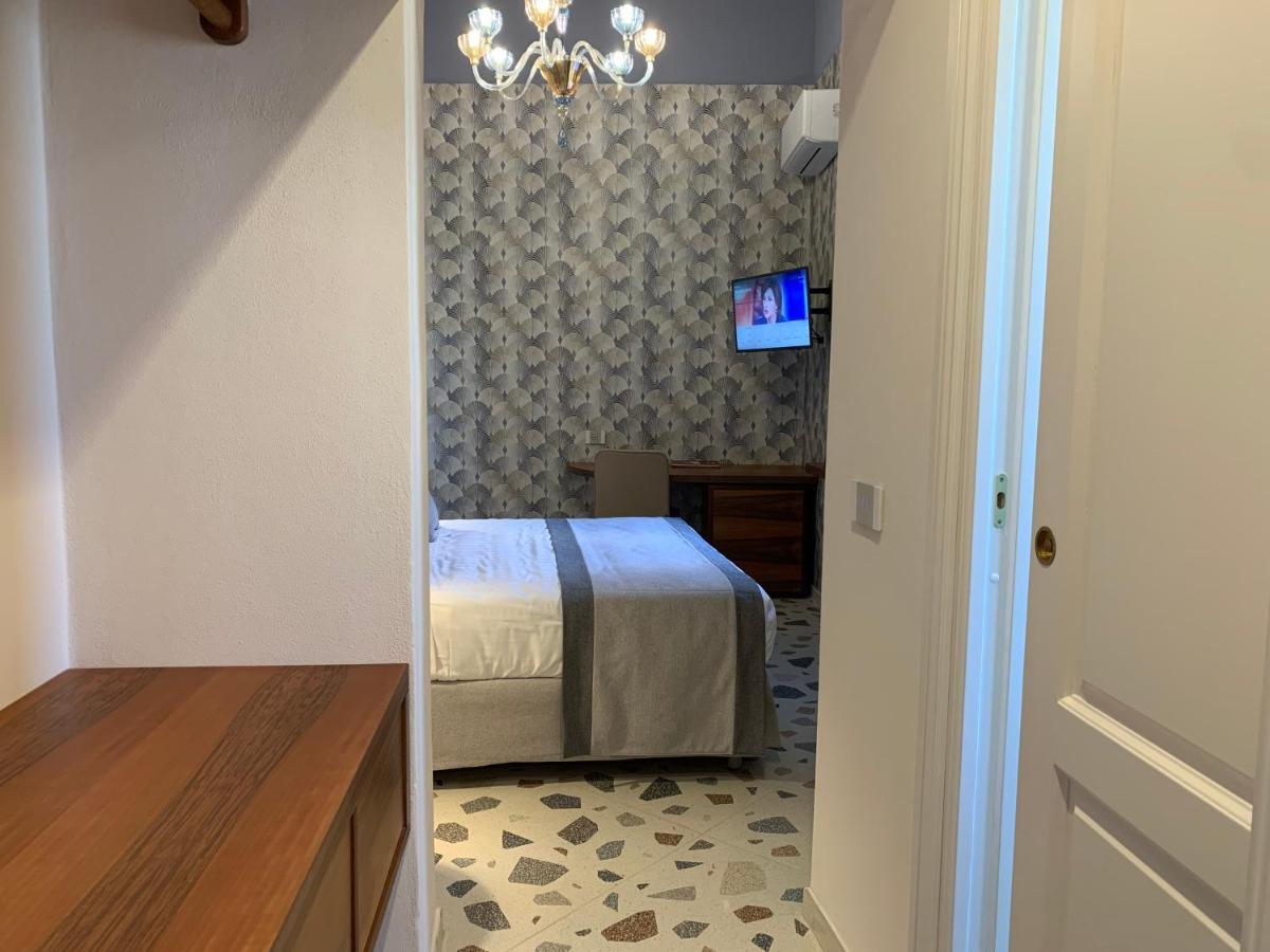 Bed and Breakfast Dimora Del Leone Gaeta Zewnętrze zdjęcie