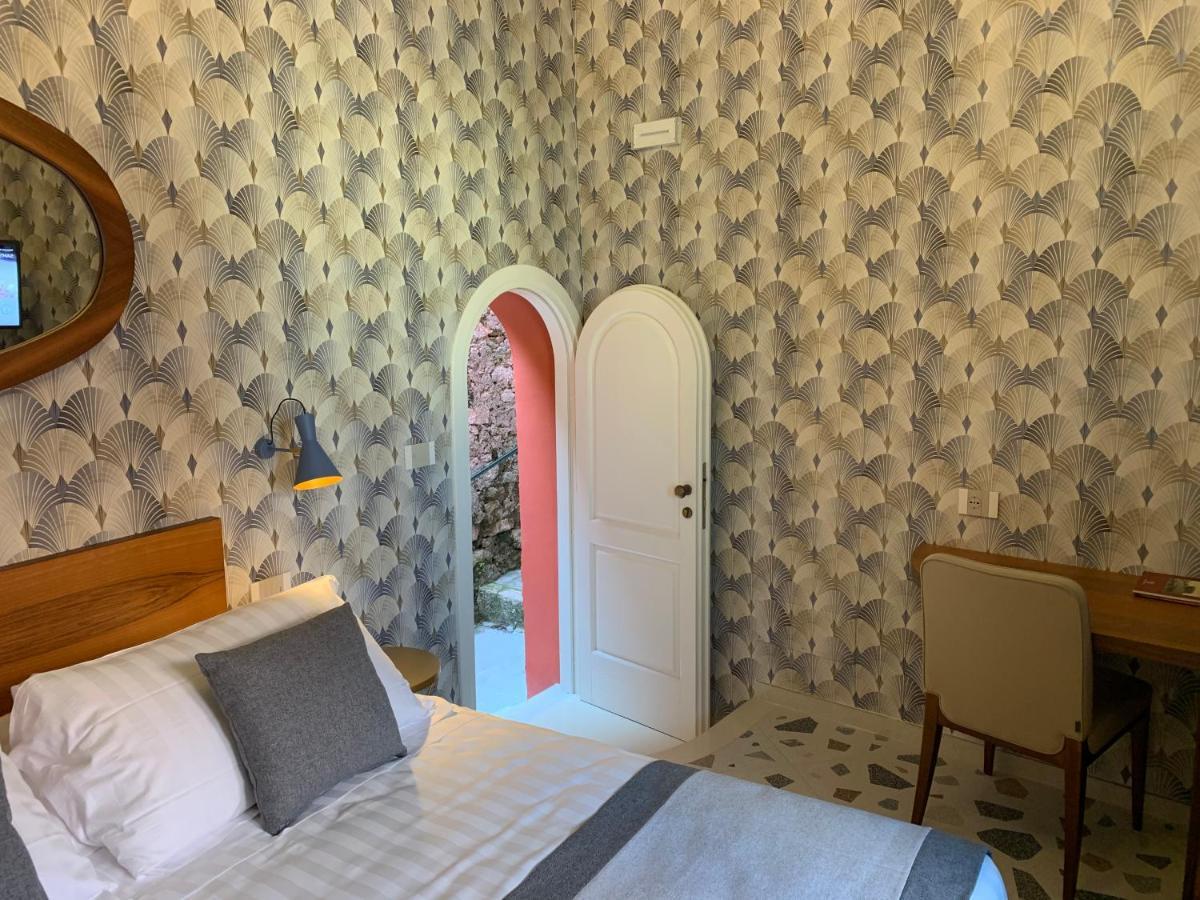Bed and Breakfast Dimora Del Leone Gaeta Zewnętrze zdjęcie