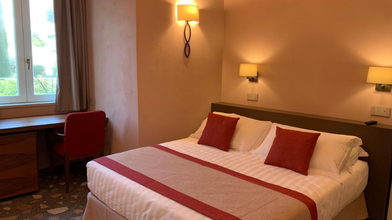 Bed and Breakfast Dimora Del Leone Gaeta Zewnętrze zdjęcie
