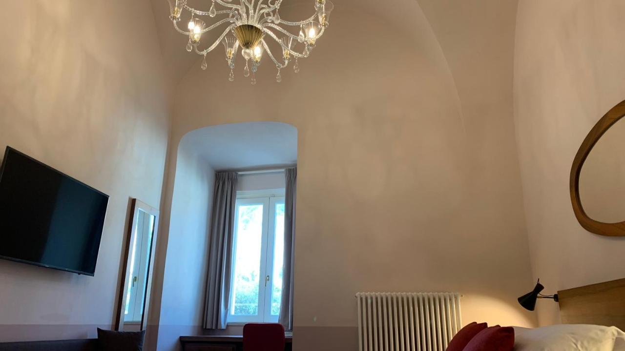 Bed and Breakfast Dimora Del Leone Gaeta Zewnętrze zdjęcie