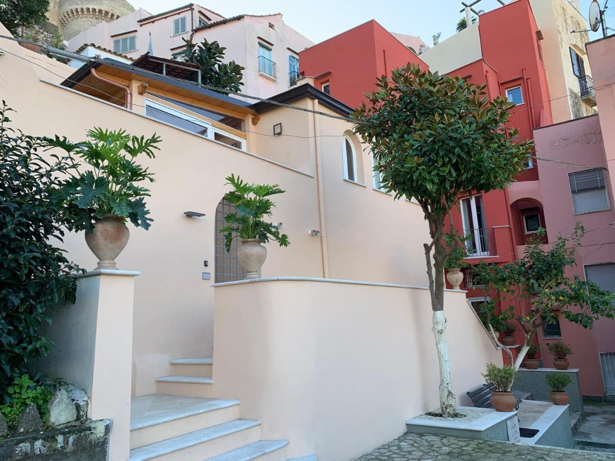 Bed and Breakfast Dimora Del Leone Gaeta Zewnętrze zdjęcie