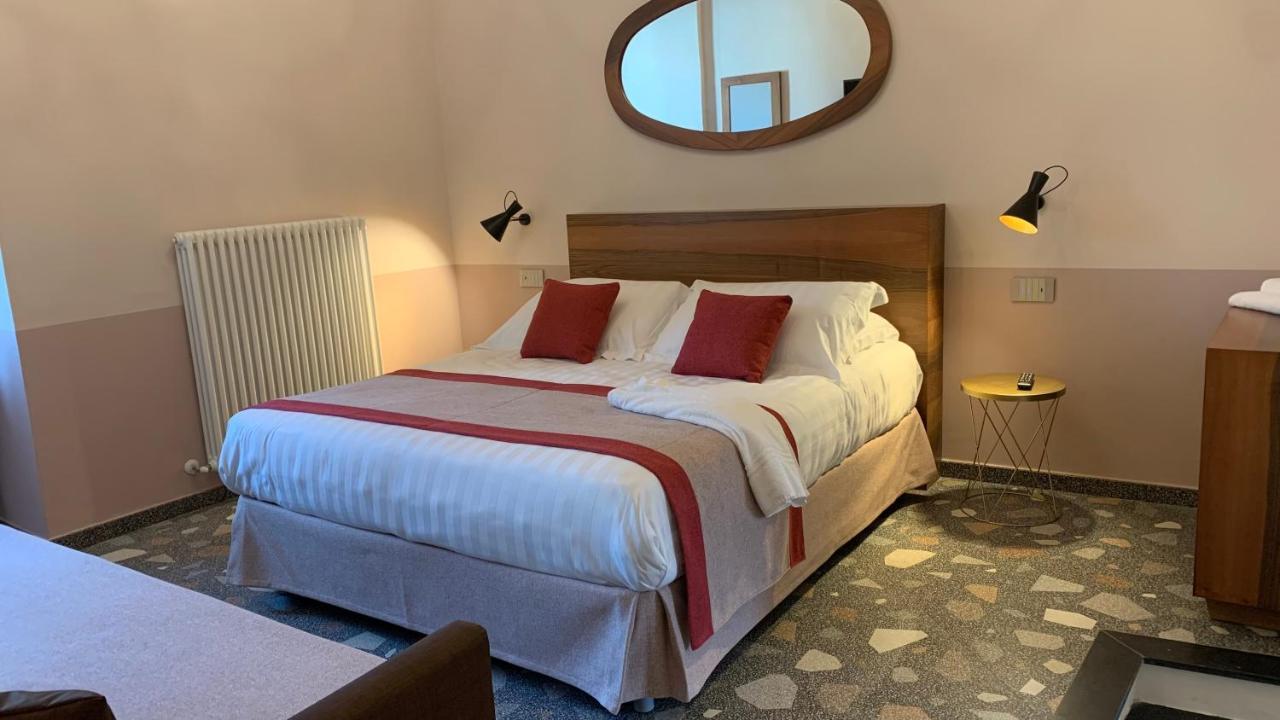 Bed and Breakfast Dimora Del Leone Gaeta Zewnętrze zdjęcie