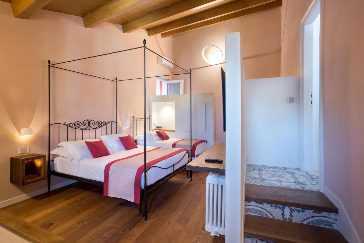 Bed and Breakfast Dimora Del Leone Gaeta Zewnętrze zdjęcie